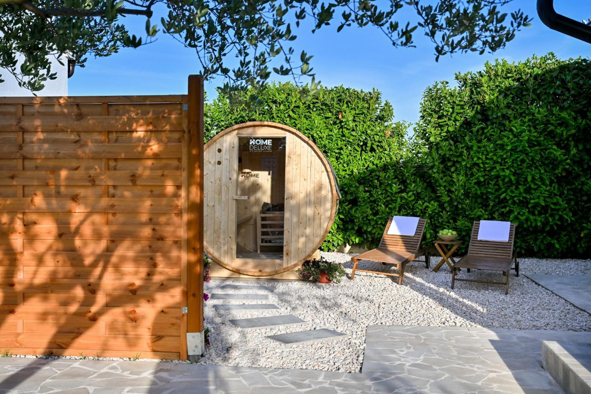 Holiday Home Aprilis With Pool, Jacuzzi And Sauna Galovac  외부 사진