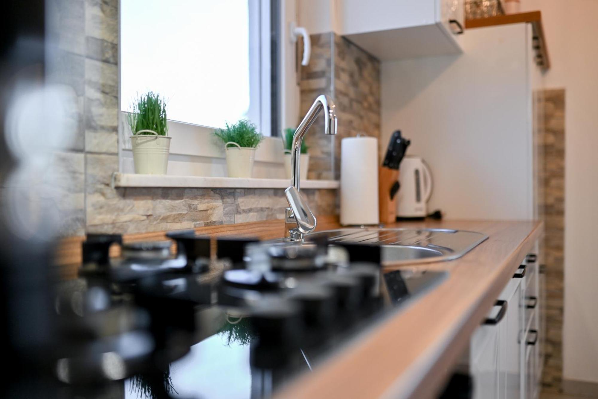 Holiday Home Aprilis With Pool, Jacuzzi And Sauna Galovac  외부 사진