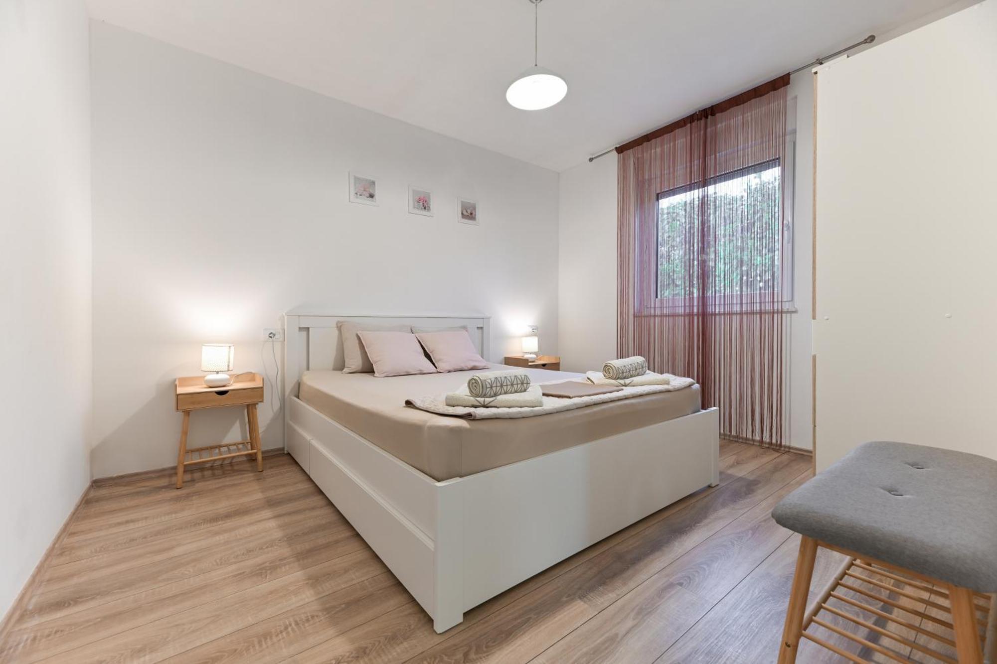 Holiday Home Aprilis With Pool, Jacuzzi And Sauna Galovac  외부 사진